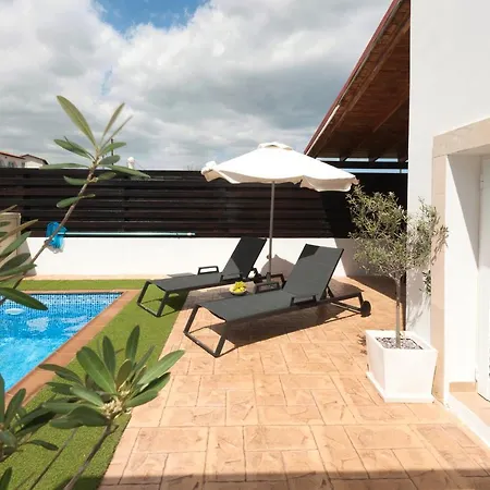 Villa Anais Protaras